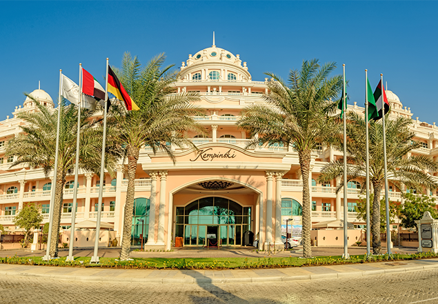 ORLIGHT HEADS TO THE PALMS
