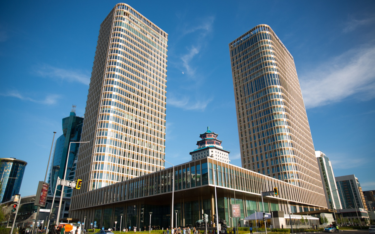 Ritz-Carlon, Talan Towers - Kazakhstan